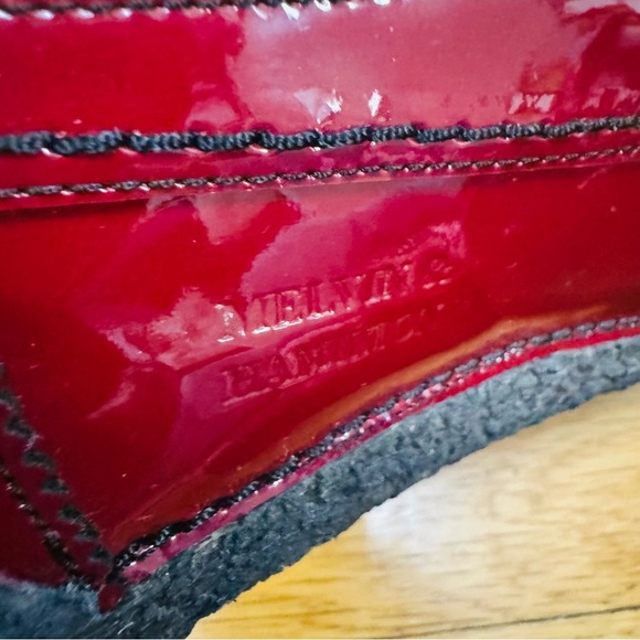 Red and Black Flats with Glossy Leather and Low Flat Sole - Picture 9 of 10